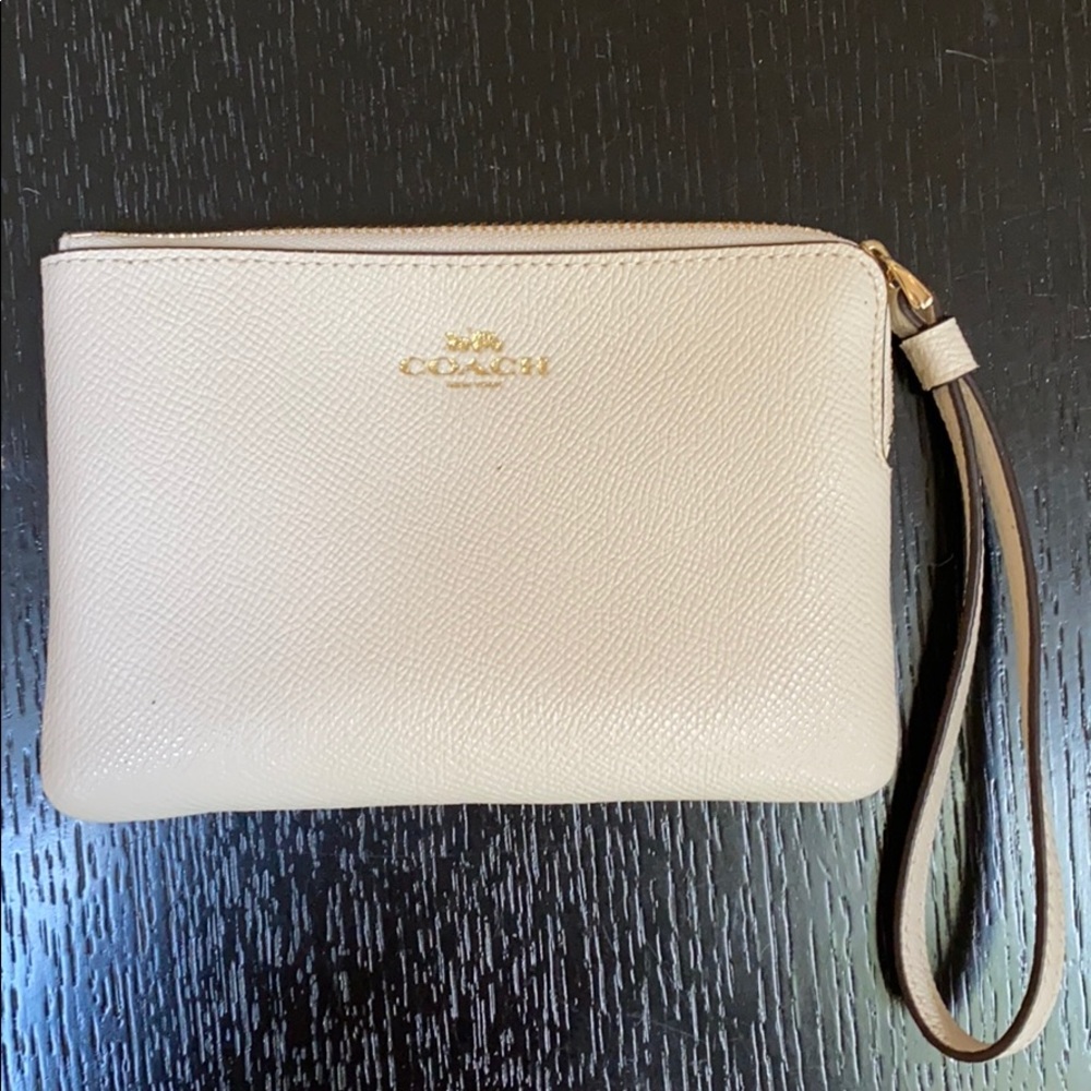 BRAND NEW cream Coach wristlet!